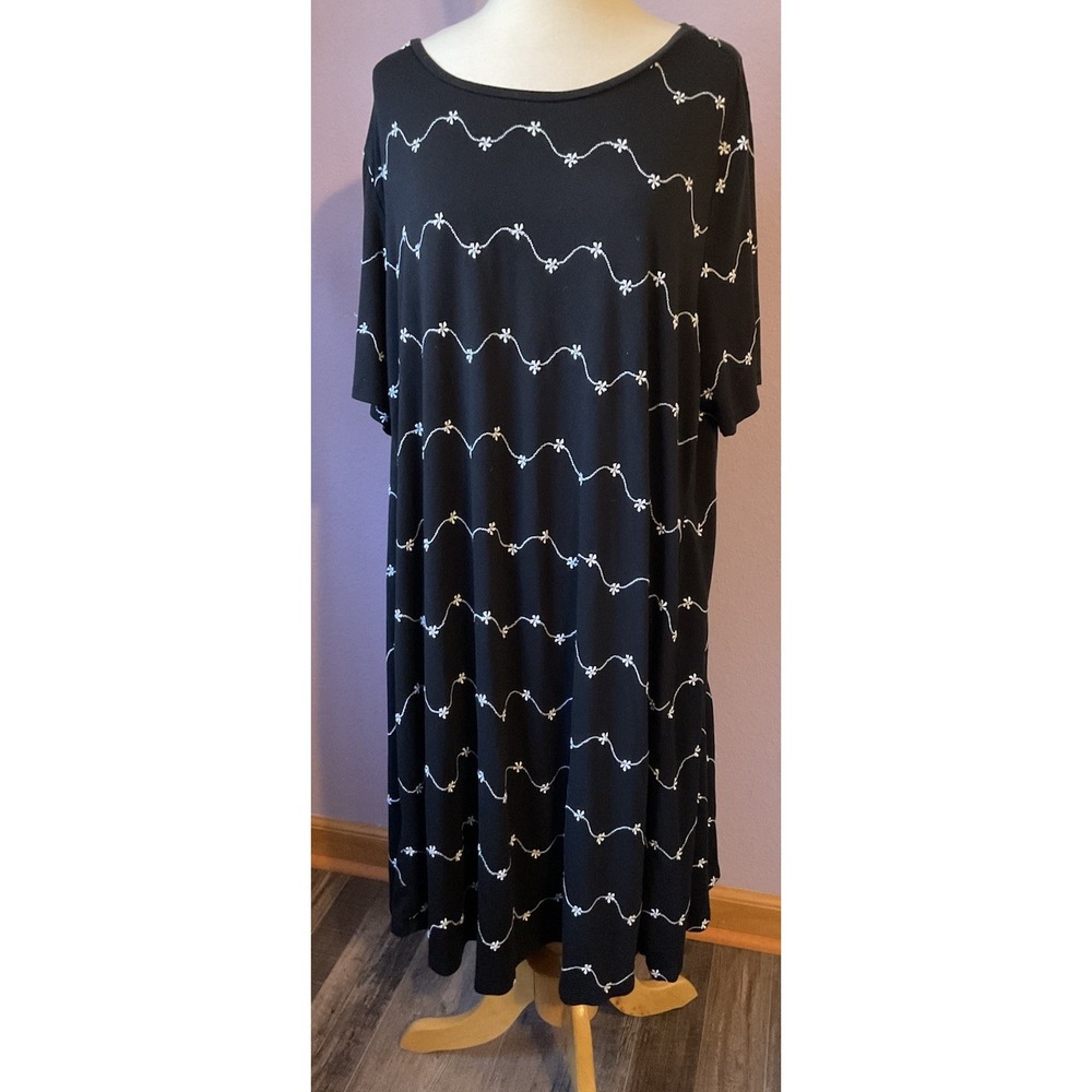 Loft Black Knee Length Dress Embroidered White Flowers Plus Size 24/26